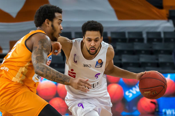 世界级中场 世界级中场