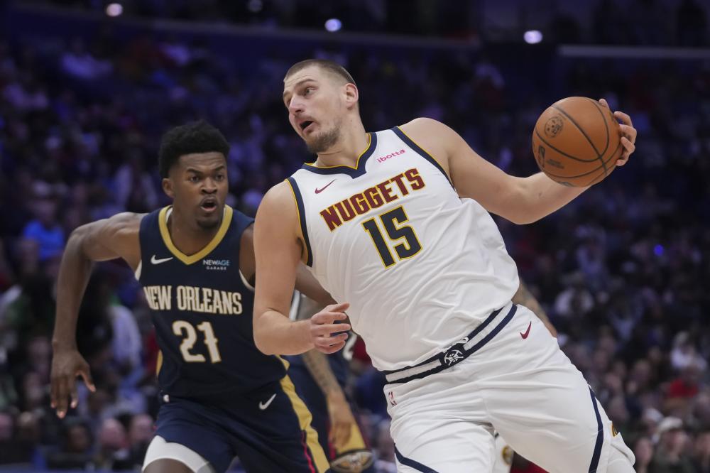 定伊萨克 定伊萨克